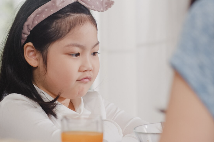 Anak Enggan Makan Makanan Berserat? Bisa Jadi Ada Masalah pada Gigi