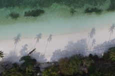 Wisata Pantai Ngur Sarnadan Kepulauan Kei, Berbaur dengan Warga Lokal