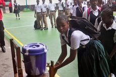 Wabah Ebola Berlalu, Anak-anak di Liberia Kembali ke Sekolah