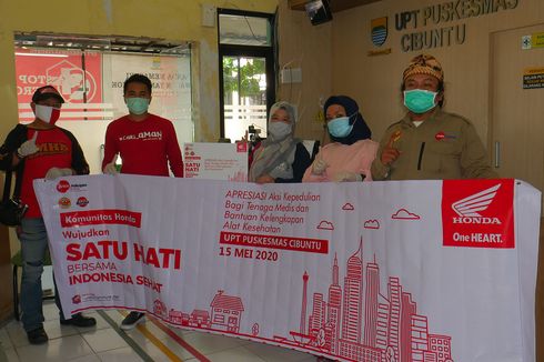 Komunitas Motor Honda di Jawa Barat Donasikan APD dan Paket Sembako