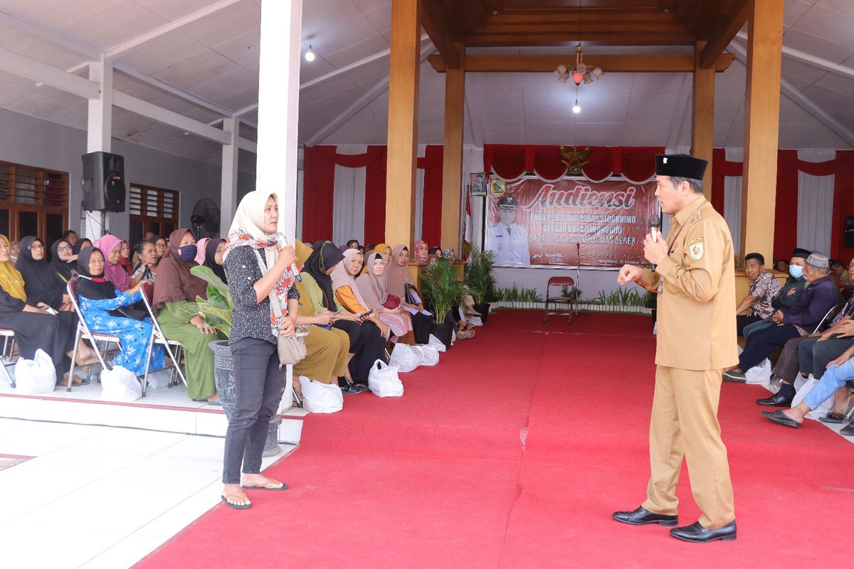 Pemkab Wonogiri membutuhkan anggaran Rp 70 milyar untuk merevitalisasi Pasar Slogohimo. 