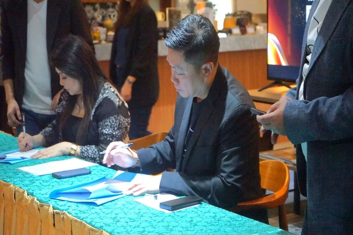 Bertepatan dengan peluncuran Prestige SkyEase, Telkomsel dan BlueSky menandatangani sebuah Nota Kesepahaman pada 14 Maret 2025 untuk memperluas kolaborasi. 