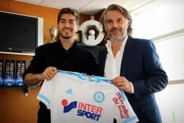 Lucas Silva (kiri) memutuskan hijrah dari Real Madrid ke Olympique Marseille dengan status pinjaman.