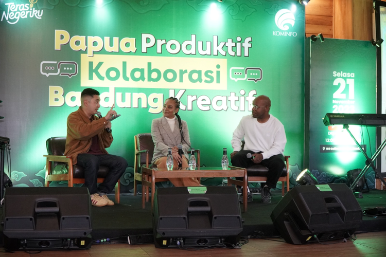 Forum diskusi publik bertajuk ''Papua Produktif Kolaborasi Bandung Kreatif'' di 150 Coffee and Garden, Bandung, Jawa Barat, Selasa (21/11/2023).