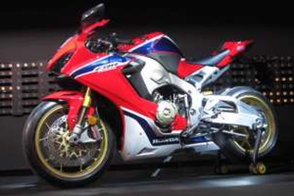 Honda CBR1000RR Fireblade SP2 di Intermor 2016