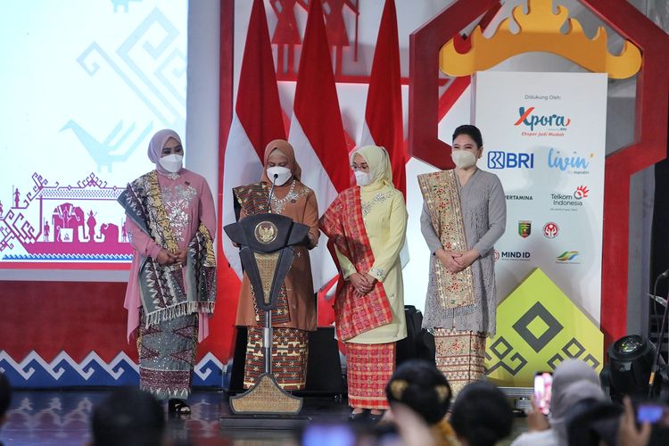 Ibu Negara Iriana Joko Widodo secara resmi membuka Pameran Kerajinan Nusantara (Kriyanusa) Tahun 2022, Rabu (21/9/2022) di Jakarta Convention Center.