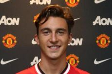 Manchester United Resmi Rekrut Darmian