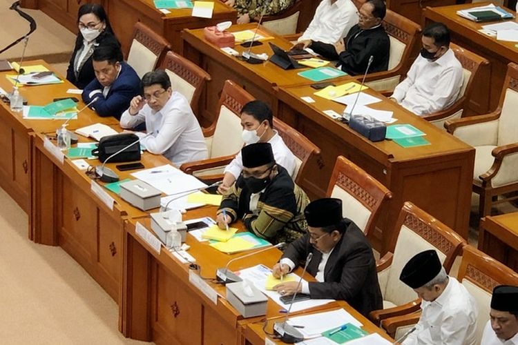 Menteri Agama (Menag) Yaqut Cholil Qoumas di Gedung DPR RI, Senayan, Jakarta, Senin (27/3/2023). 