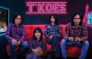 Jaru Marzall, Ghalifa Marzall, Jim Marzall, serta Agusta Marzall dalam video yang diunggah melalui akun YouTube @T'KOES YOUTUBE.

