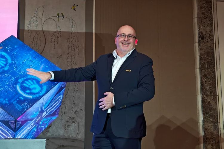 Matthew Carr, Head of Sales Consumer Business APAC AMD