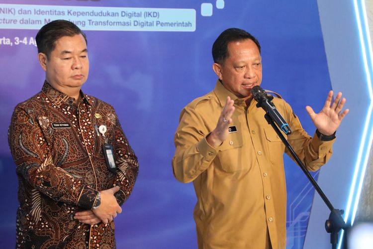 Mendagri Ungkap Cara Baru Pastikan Penerima Bansos Tepat Sasaran