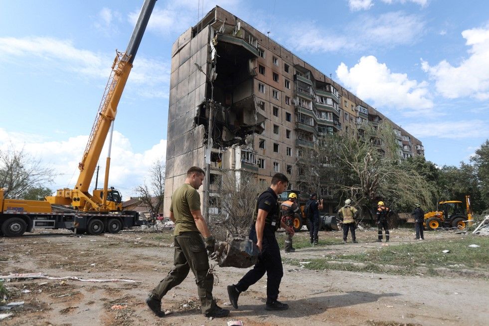 Rusia Serang Kota Kelahiran Zelensky di Kryvyi Rig Ukraina, 9 Orang Tewas