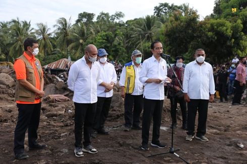 Jokowi Pastikan Pemerintah Bangun Rumah Relokasi Bencana NTT