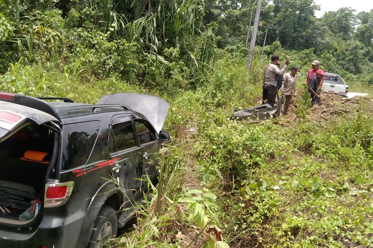 Kondisi Mobil Rombongan Pj Gubernur Papua Barat Daya di Lokasi Kejadian