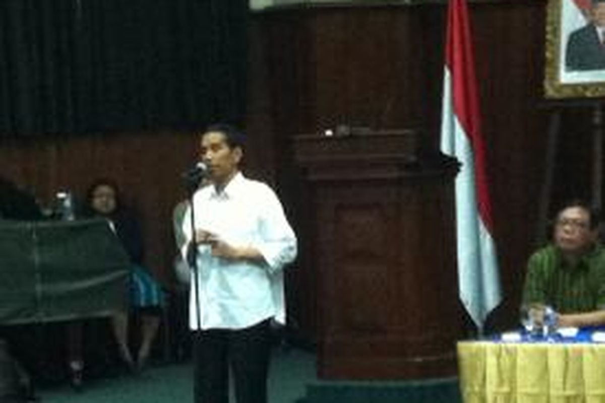 Gubernur DKI Jakarta saat menjadi pembicara di Universitas Indonesia, Salemba, Sabtu (30/11/2013)
