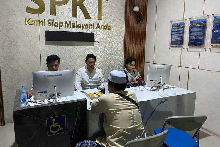 Zainul Arifin, pengurus Ponpes Metal Rejoso Kabupaten Pasuruan siap memberikan keterangan guna mengungkap motif penculikan santri, Selasa (22/04/2025). 