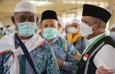 Kementerian Agama (Kemenag) Kepulauan Riau (Kepri) akhirnya resmi menetapkan Biaya Perjalanan Ibadah Haji (BIPIH) 2023 embarkasi Batam naik harga menjadi Rp47.429.308,26 dari sebelumnya Rp38 juta.