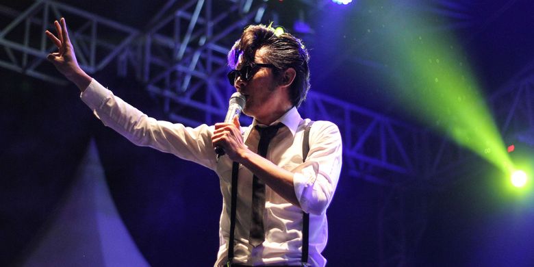 Lirik Dan Chord Lagu Racun Dunia The Changcuters