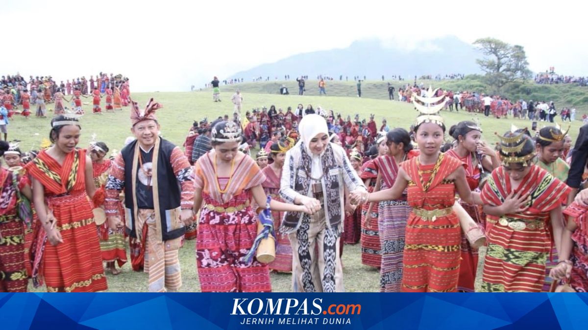 Mendagri Buka Festival Fulan Fehan 2026, Hadirkan Tarian Persahabatan Indonesia dan Timor-Leste