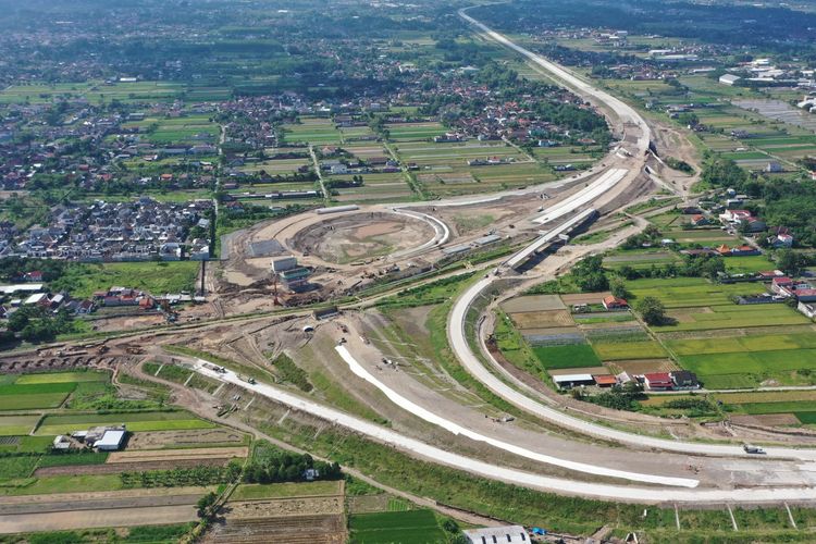 Exit Tol Purwomartani 1,95 Km Dibangun ke Arah Bokoharjo