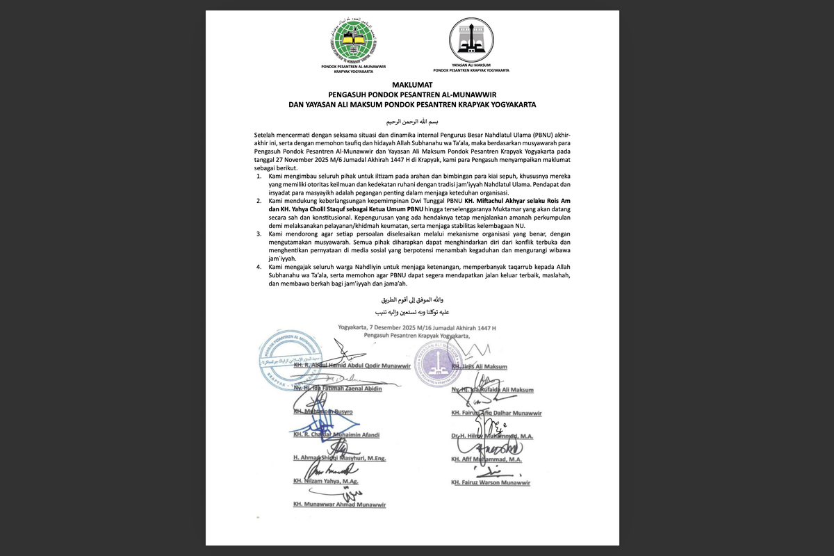 Maklumat Pesantren Krapyak yang mengimbau agar PBNU menghormati otoritas kiai sepuh.