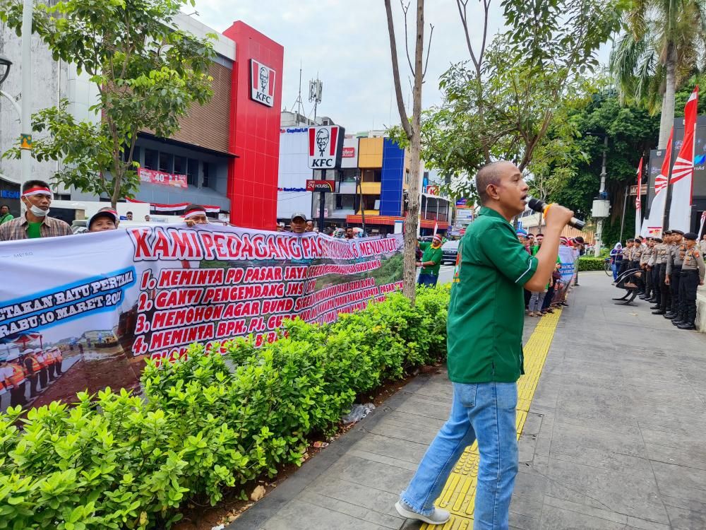 Mangkrak 5 Tahun, Revitalisasi Blok VI Pasar Senen Akhirnya Dilanjutkan Usai Pedagang Demo