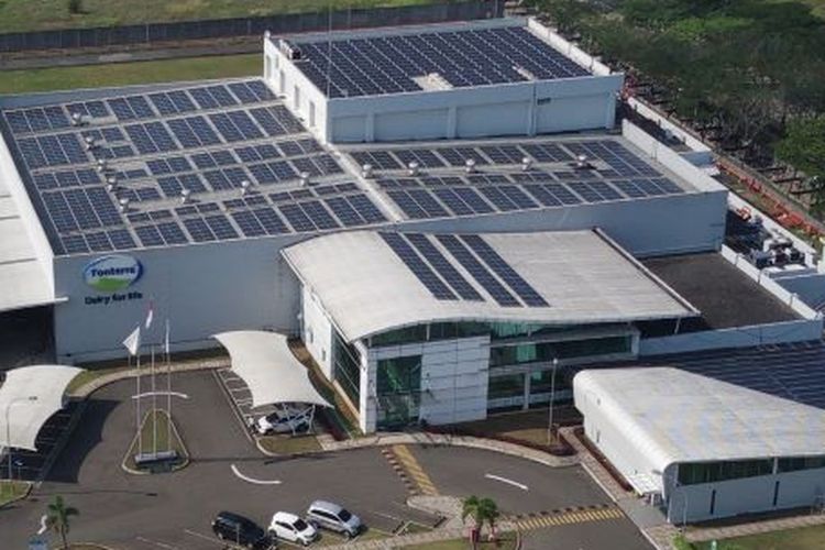 Sejak 2020, Fonterra Indonesia mengimplementasikan sistem tenaga surya pertama untuk Fonterra di Asia Tenggara di fasilitas manufakturnya di Cikarang, Kabupaten Bekasi, Jawa Barat.