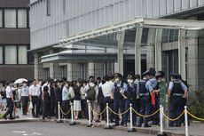 Terungkap Isi Kardus Mencurigakan yang Bikin Sidang Penembak Shinzo Abe Dibatalkan