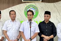 Menkes Budi Tanggapi Kekurangan Dokter Spesialis di Bima, Dorong Putra Daerah Jadi Dokter