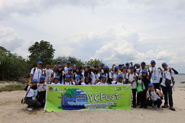 BRGM menggelar #YCTrip Riau untuk mengajak anak muda mengenali rehabilitasi mangrove di Desa Lukit, Meranti, Provinsi Riau.