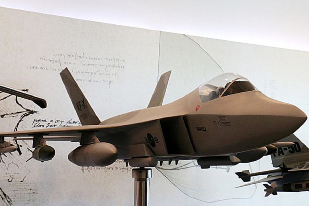 A model of the KF-X/IF-X joint Indonesian/South Korean 4.5 generation jet fighter