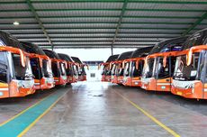 Bus Anyar Rosalia Indah dengan Bando Baru