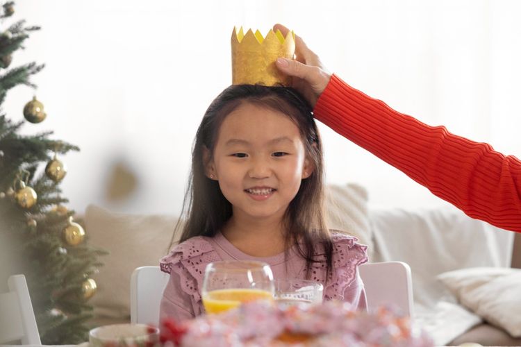 Benarkah Biaya Anak Perempuan 2 Kali Lipat Lebih Besar dari Anak Laki-laki? Ini Kata Ekonom