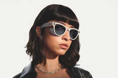 Kacamata Pintar Meta "Ray-Ban" Kedatangan Fitur Live Translate dan AI 
