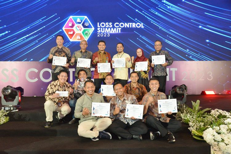 PT Perusahaan Gas Negara Tbk (PGN) mendapatkan penghargaan dari Pertamina melalui ajang Loss Control Summit 2023, di Ballroom Grha Pertamina, Jakarta, Jumat (10/11/2023).
