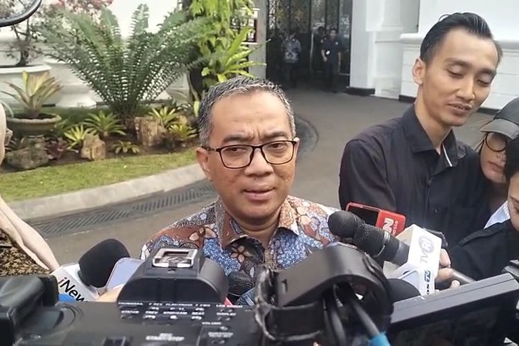 Mendikti Akan Beri Beasiswa ke Mahasiswa NTT Terdampak Gempa