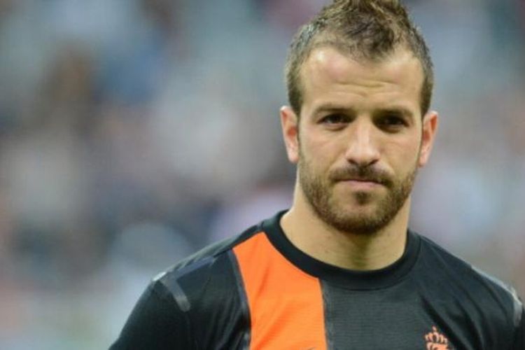 Rafael Van Der Vaart Pensiun Dari Sepak Bola