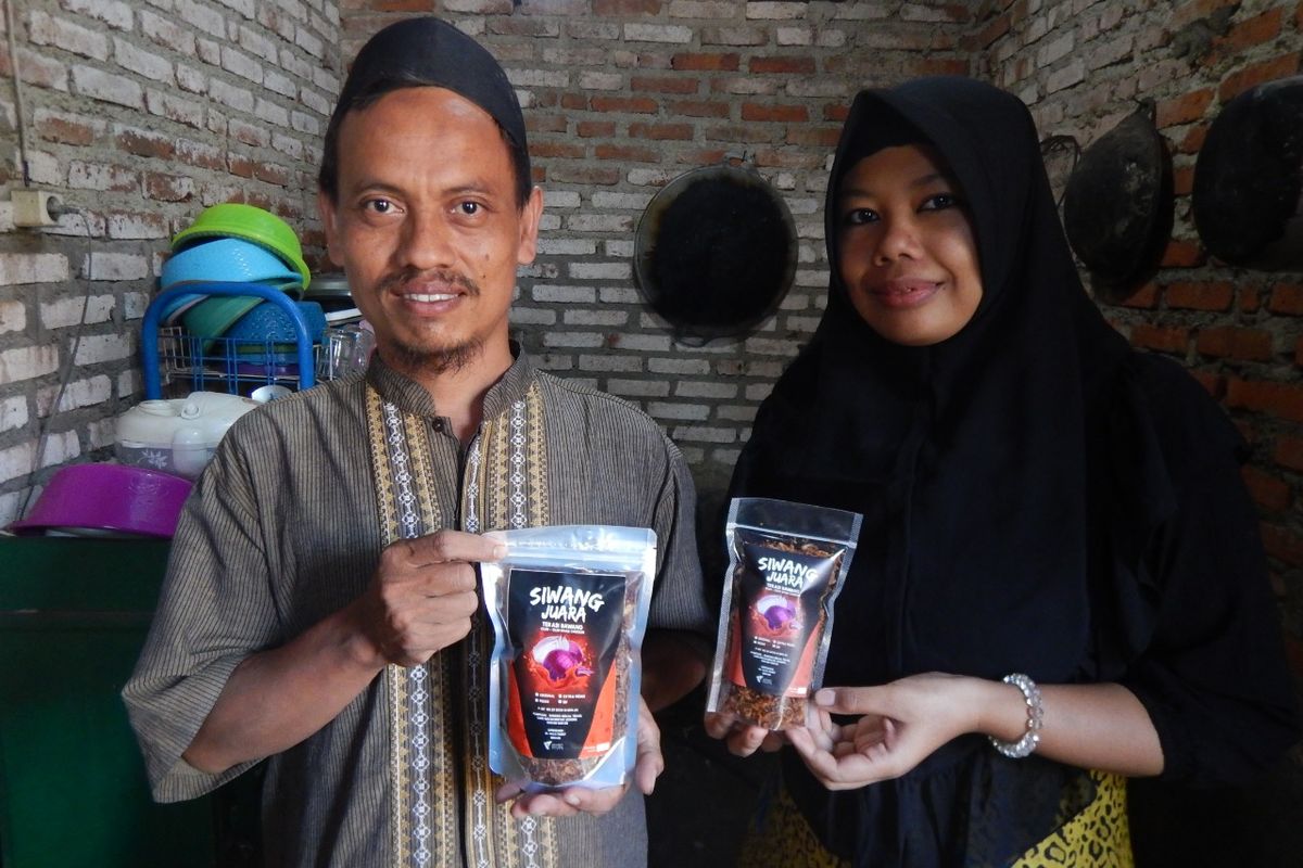 Berkat bantuan dari Dompet Dhuafa, Fauzi mengaku Siwang buatannya semakin berkualitas dan enak.