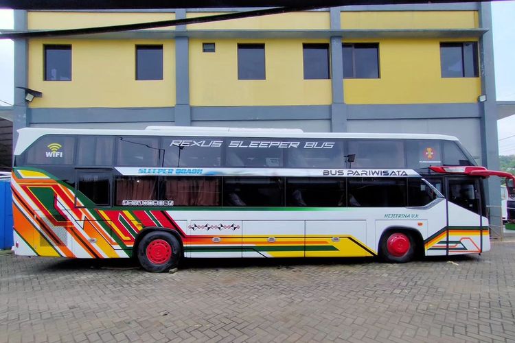 Bus baru milik PO Karona