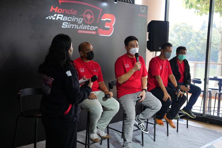 Honda Indonesia kembali memulai kompetisi Honda Racing Simulator Championship (HRSC) musim ke-3