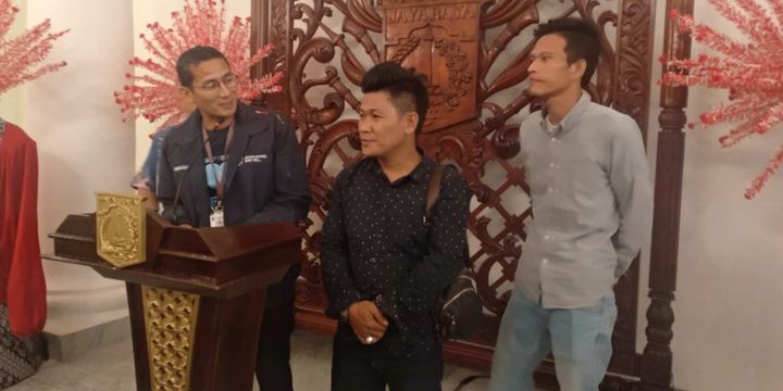 Wakil Gubernur DKI Jakarta Sandiaga Uno mengundang Thamran, warga Penjaringan, Jakarta Utara ke Balai Kota, Kamis (19/7/2018).