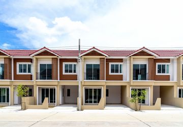 Apa Itu Townhouse dan Bedanya dengan Perumahan Cluster?