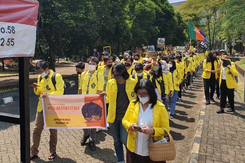 Aliansi Dosen dan BEM Se-UI Gelar Aksi Ketiga Desak Pembatalan PP tentang Statuta UI