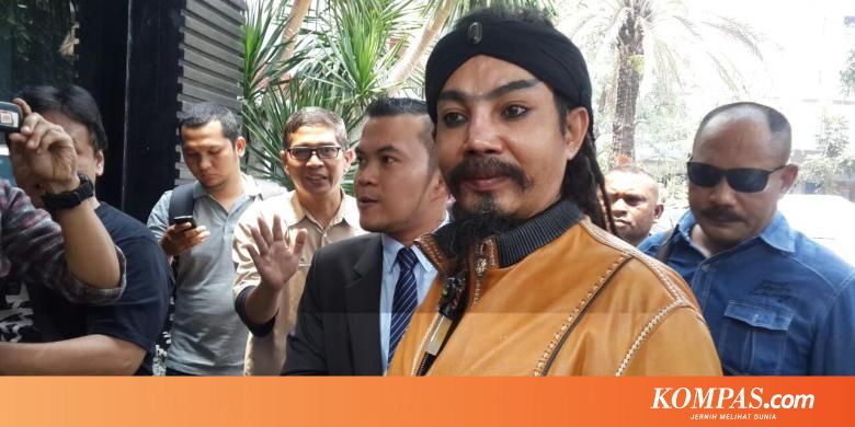 Istri Muda Mengaku Menyesal Menikah dengan Limbad - KOMPAS.com