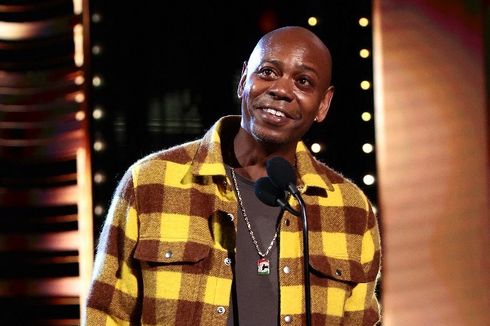 Komika Dave Chappelle Diserang Saat Tampil di Panggung Stand-up Comedy