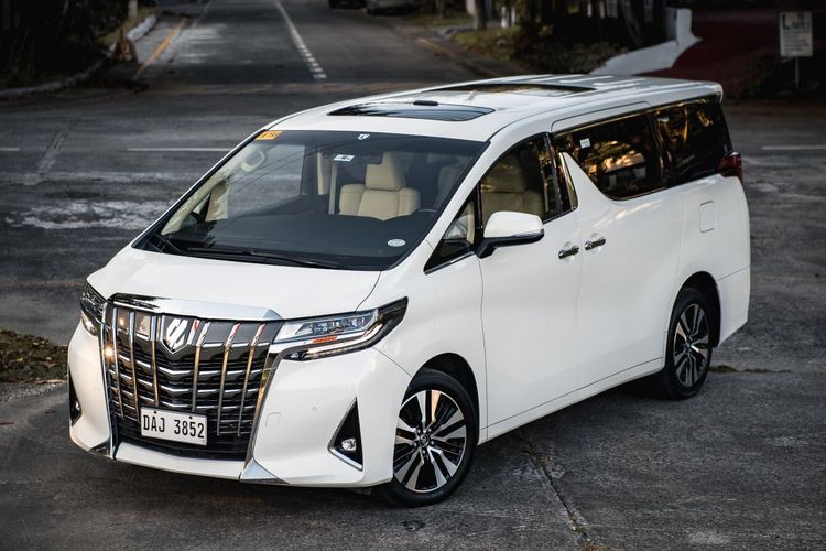 Ilustrasi Toyota Alphard