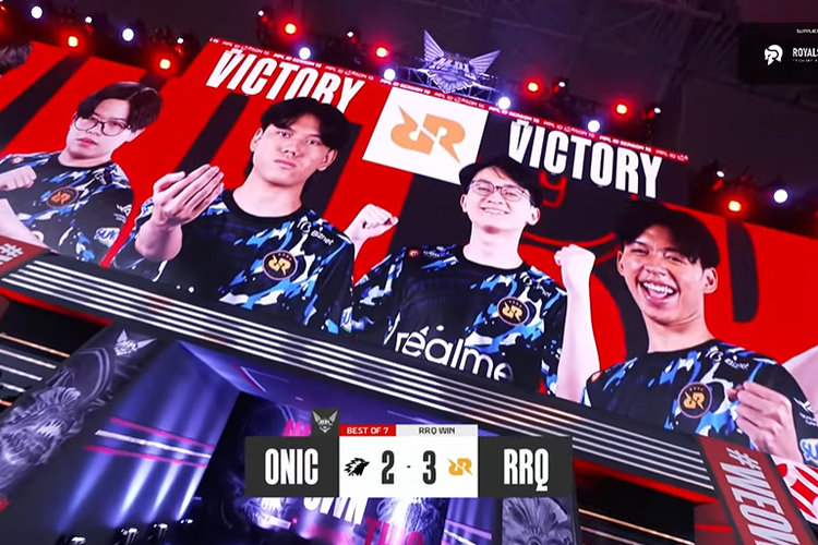 RRQ Hoshi yang membalikkan keadaan menjadi 3-2 di Grand Final MPL S15 melawan Onic Esports.