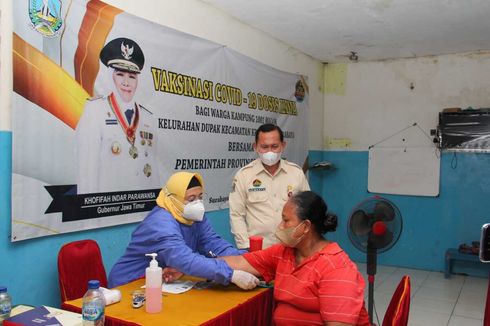 Vaksinasi Covid-19 di Kampung 1.001 Malam Surabaya, 120 Warga Terima Dosis Kedua