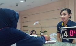 Indef: 70 Persen Masyarakat RI Tidak Lagi ke Kantor Cabang Bank
