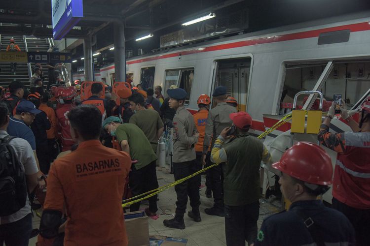 Pengamat Transportasi Beberkan Dugaan Umum Penyebab Tabrakan KRL-Argo Bromo